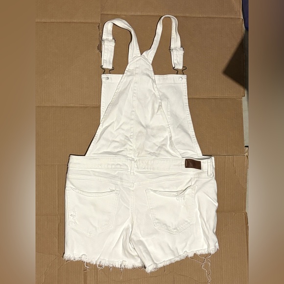 Holister white overall short. Size L. - Picture 2 of 6